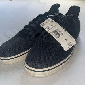 Men’s adidas SZ: 8